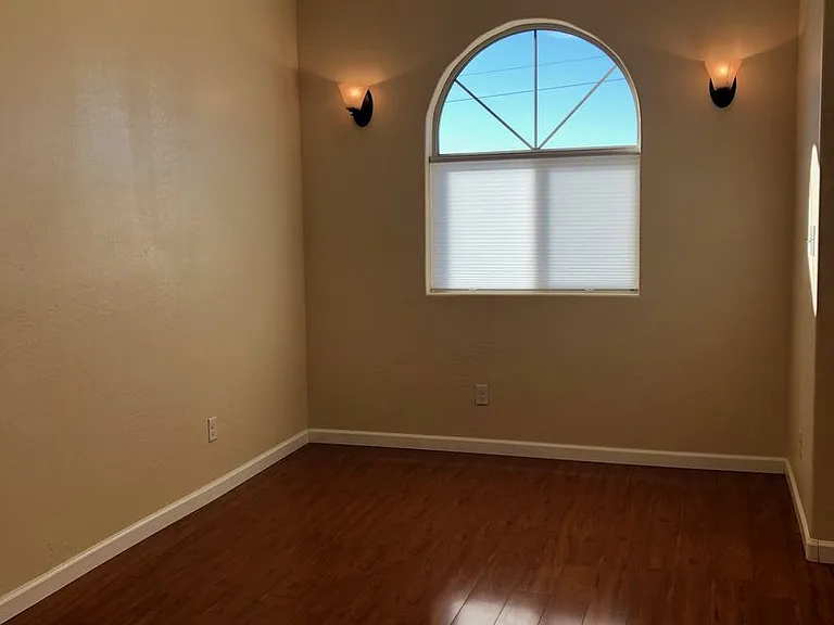 7908 E Roundup Dr — Photo 16