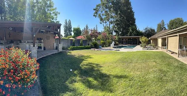 7247 N Dewey Ave — Photo 16