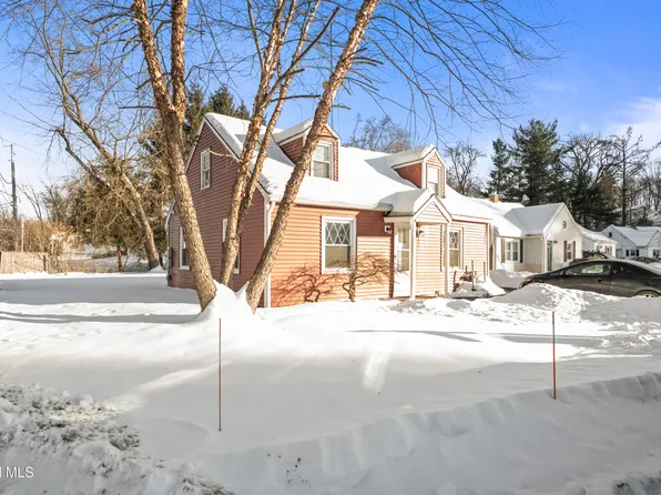 2 Hillside Drive, Wynantskill, NY 12198