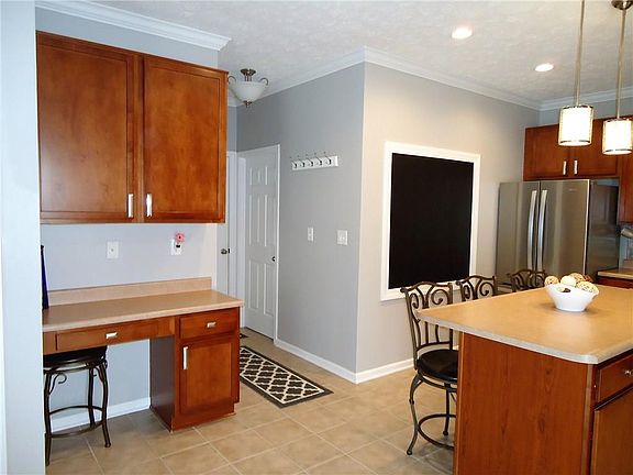 4th image of 2659 Bluewood Way