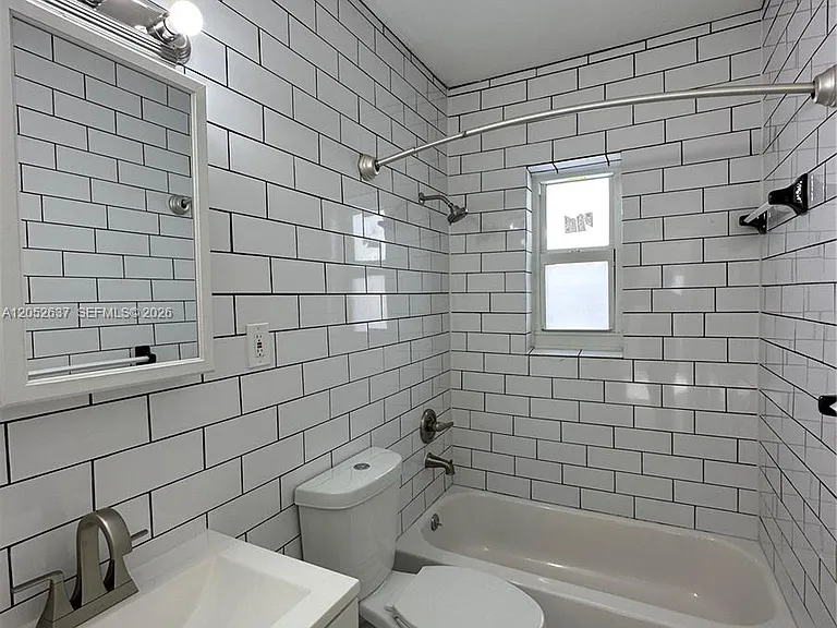 955 Bay Dr #7 — Photo 18