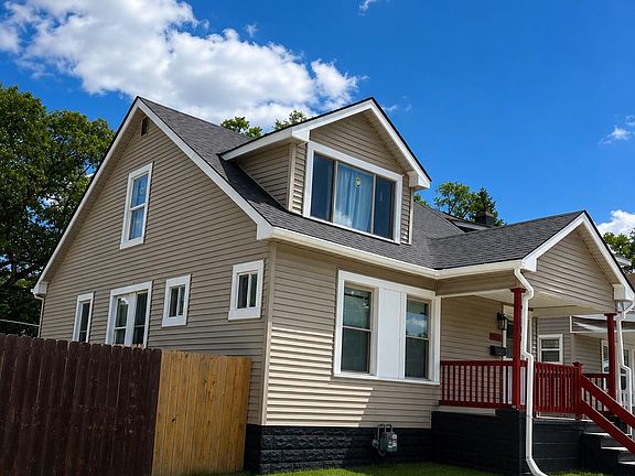 2nd image of 16224 Tuller St