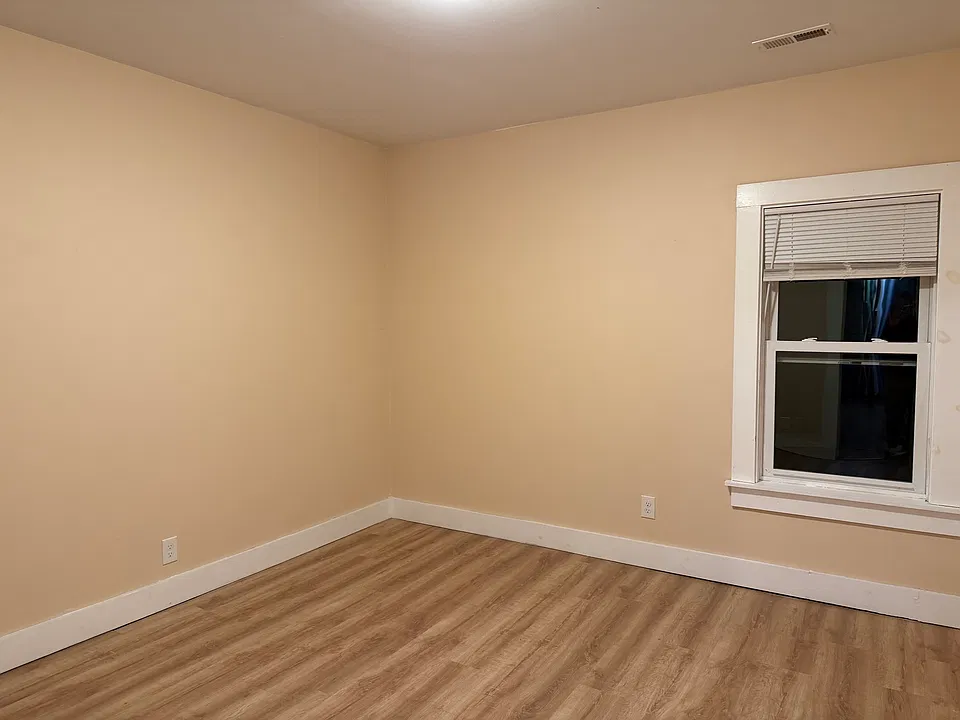 20 Pearl St #2