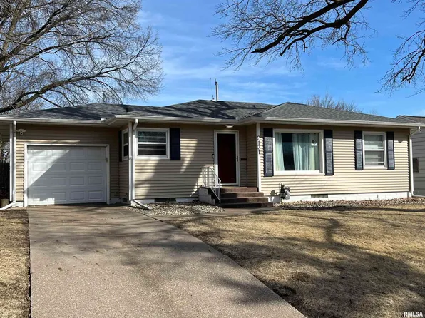 2131 22nd St, Rock Island, IL 61201