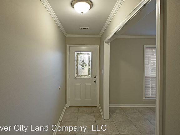 2nd image of 2275 Lake Springs Ln