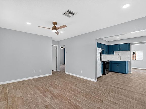 4th image of 1072 OLYMPIA ROAD
