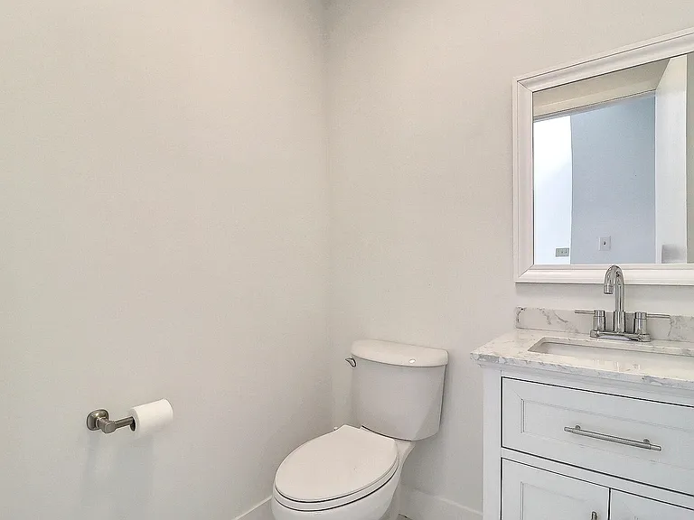 9401 Aegean Dr — Photo 14