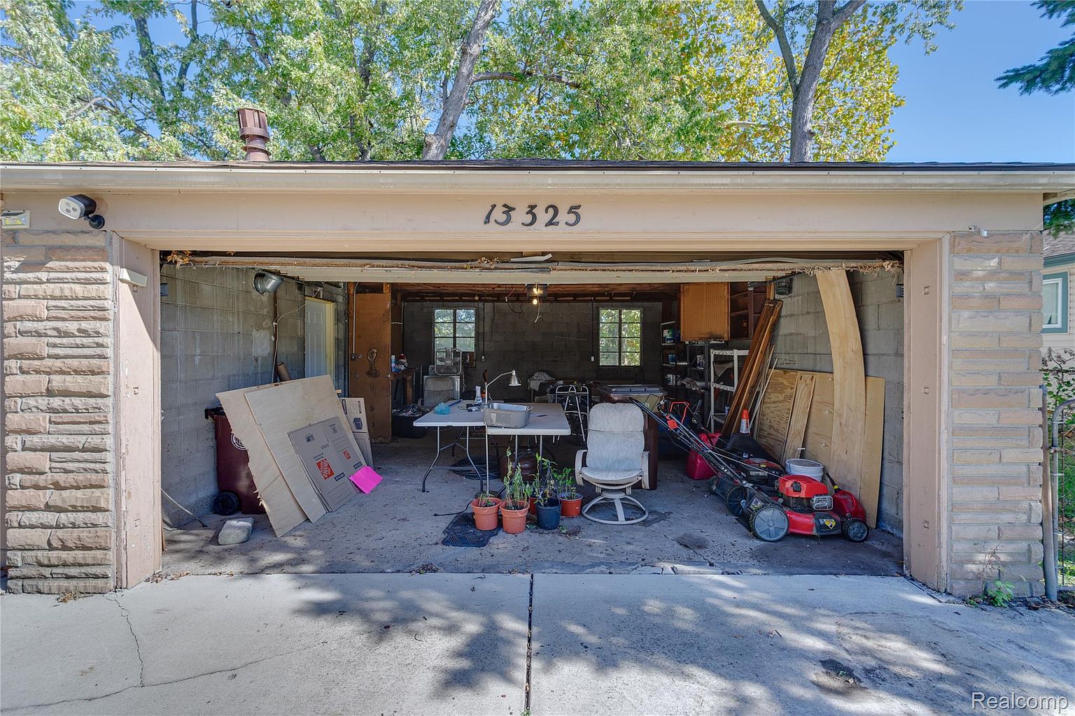 13325 Helen St, photo 18