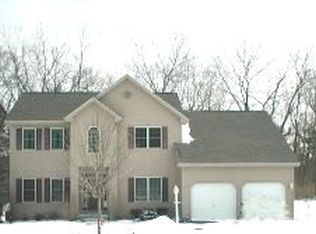 22 N Parkway Dr, Schenectady, NY 12303