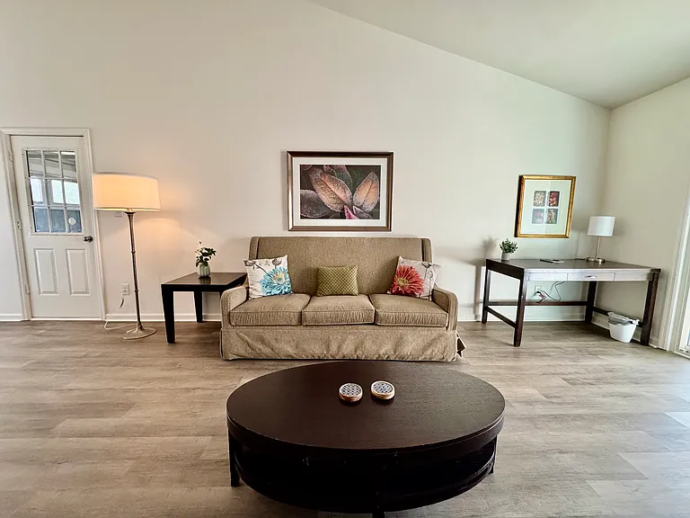 124 Saddlehorn Dr — Photo 8