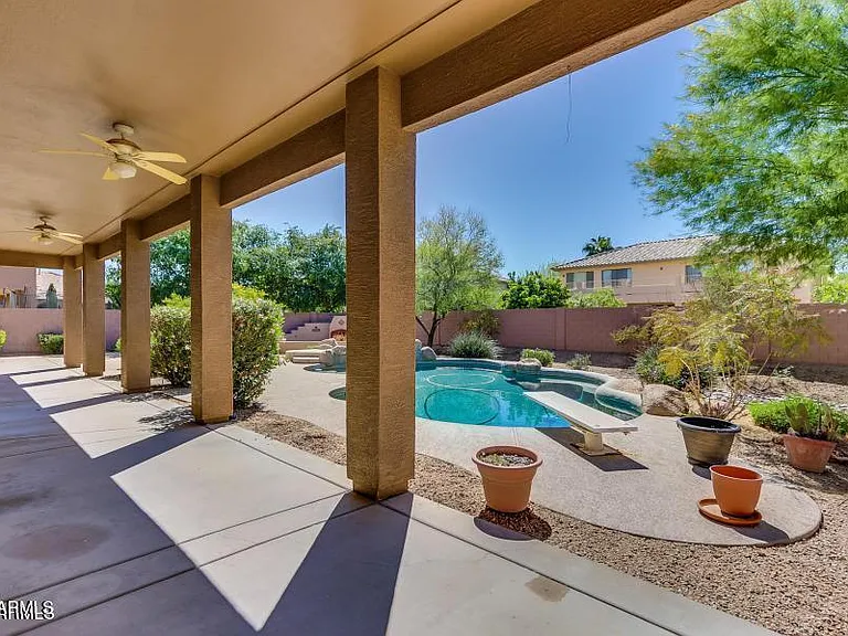 1705 E Coconino Dr — Photo 35