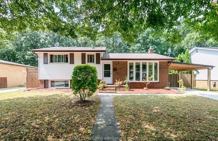 3451 Askin Ave