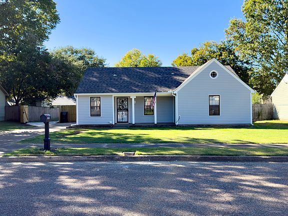 2nd image of 3093 Barrycrest Dr