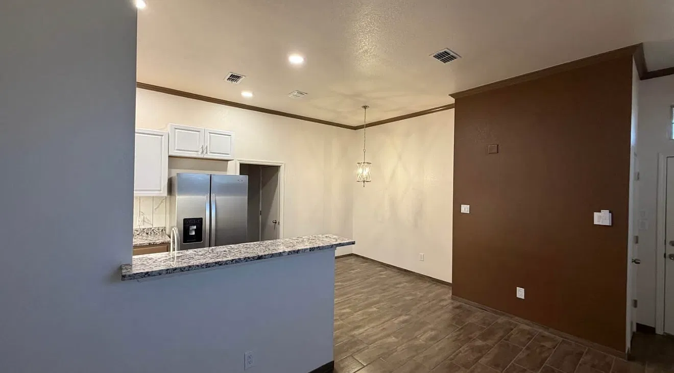 225 Rentz Place Cir — Photo 4
