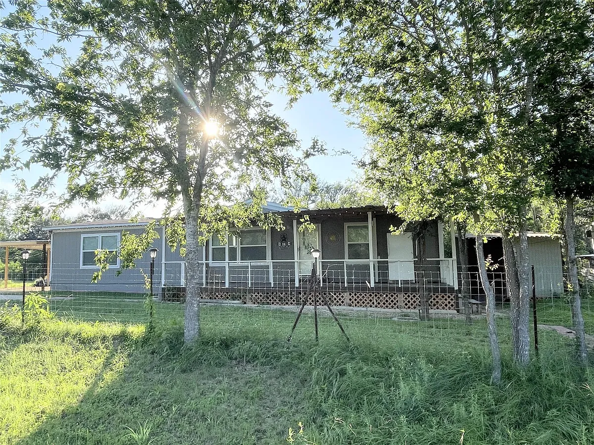 Building Photo - 286 Wilson Rd