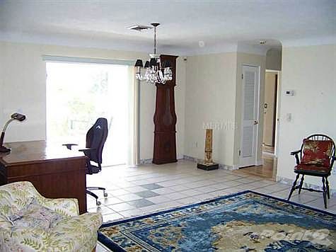 3rd image of 590 N Echo Dr