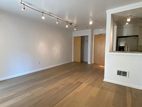 4th image of 2001 McAllister St APT 228