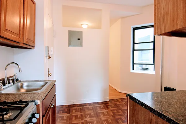 Rented by GPA Realty | media 17