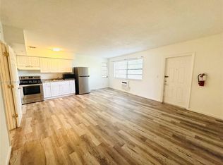 19121 NE 25th Ave #3, Miami, FL 33180