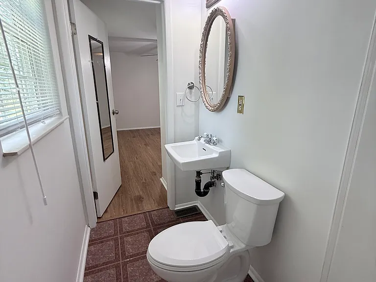 7301 Summertree Dr — Photo 36