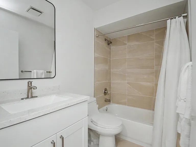 21642 Guadalajara Ave — Photo 24