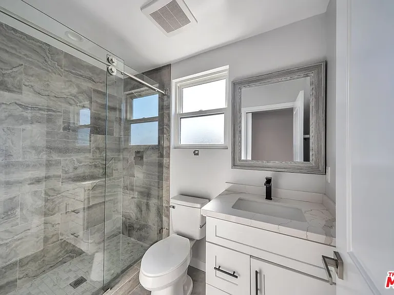 4239 Halldale Ave — Photo 17