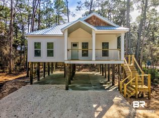 1115 Napoleon Pl, Dauphin Island, AL 36528
