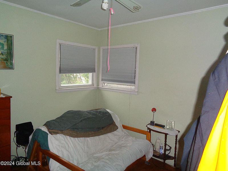 4th image of 2359 lawnwood Avenue
