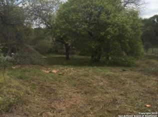 4327 Red Top Hl, Elmendorf, TX 78112