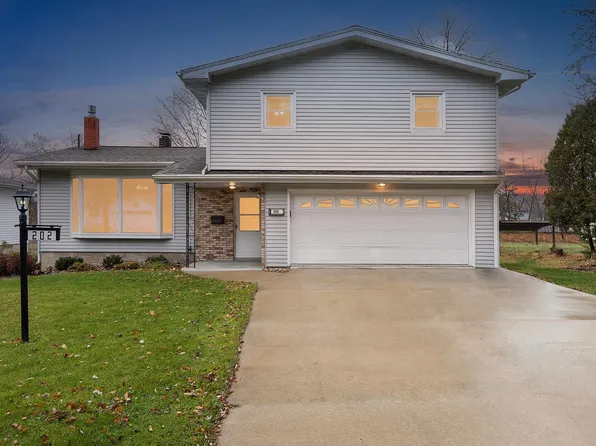 202 Wisconsin St, Wonewoc, WI 53968