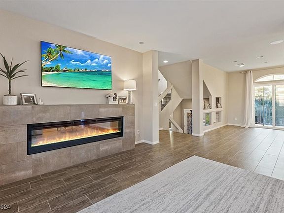 3rd image of 9842 Belle Marie Ct