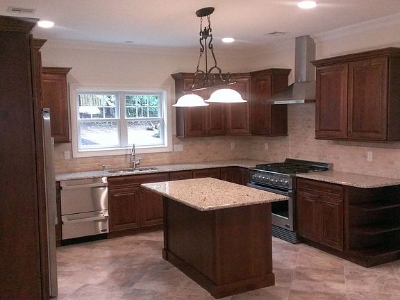 Granite CT, Stainless Appl.