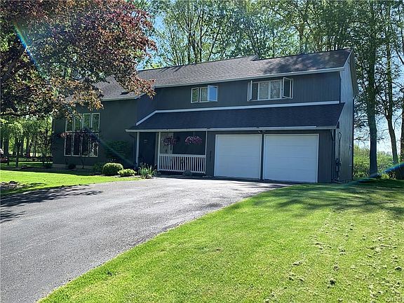 3rd image of 8781 Wedgefield Ln