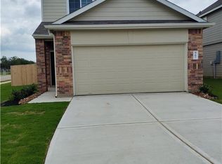 967 Crosswind Dr, Bryan, TX 77808