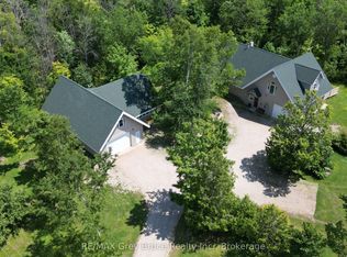 20 Maple Dr, Northern Bruce Peninsula, ON N0H1Z0