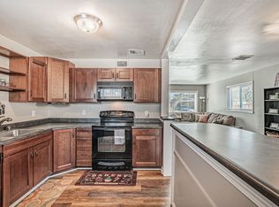 1232 Victor St, Aurora, CO 80011