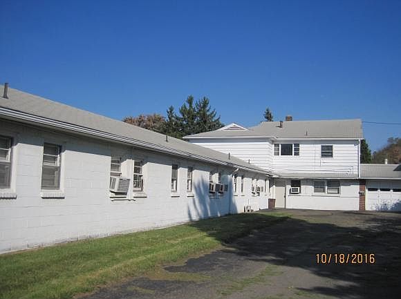 2nd image of 1016 Vestal Pkwy E