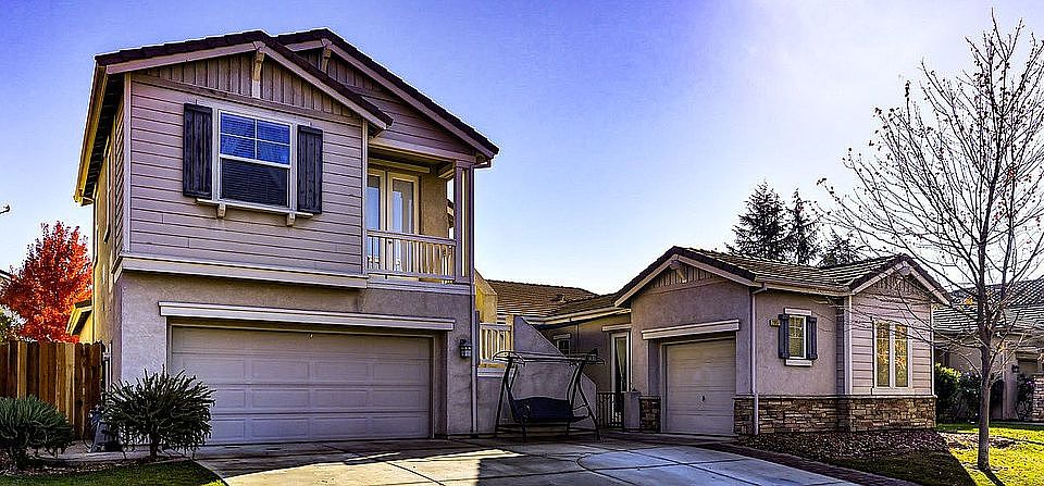 1st image of 2951 Mojave Dr