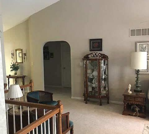 4th image of 910 Manassas Pl