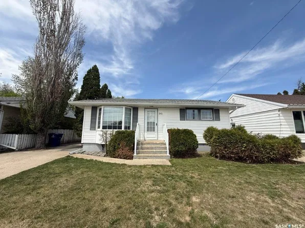 312 7th AVENUE W, Kindersley, SK S0L 1S0
