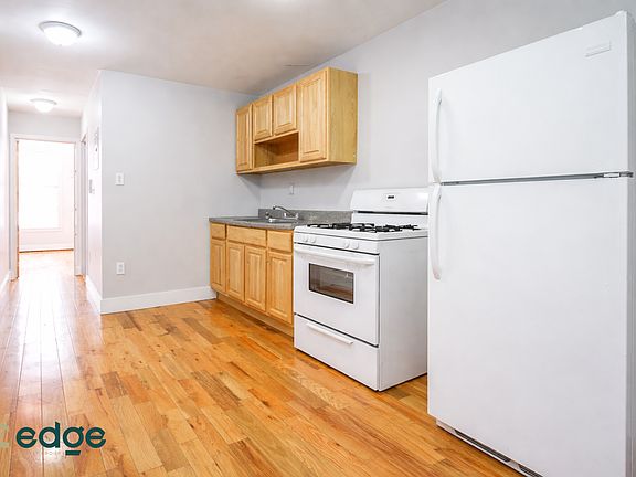 4th image of 11 Gunther Pl #3B