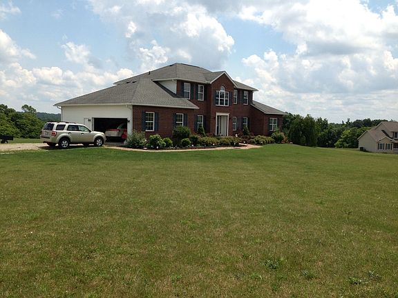 5th image of 900 Country Wood Dr
