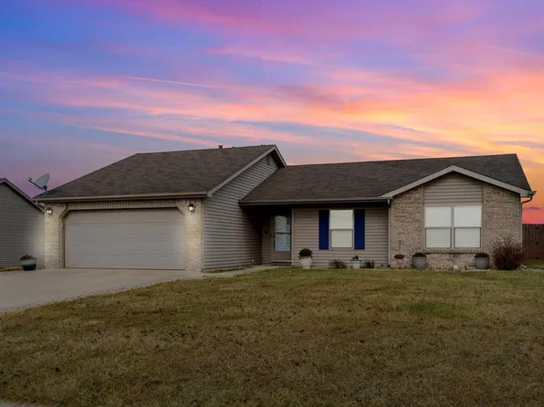 1425 E Louise Dr, Columbia City, IN 46725