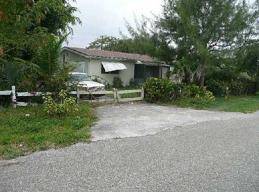 1st image of 408 SW 10th Ave