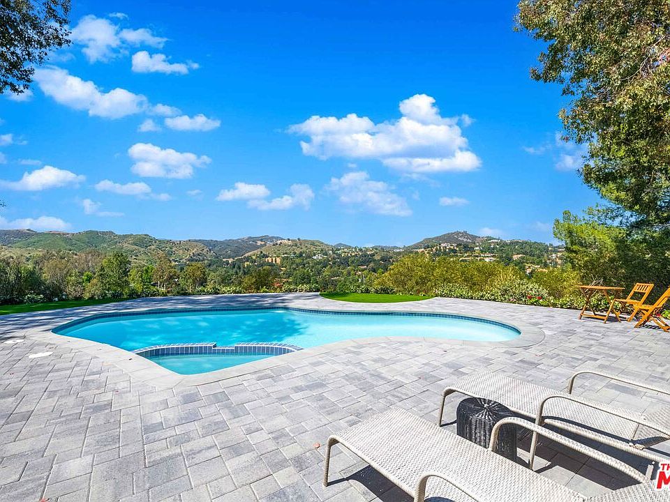 1st image of 4267 Towhee Dr