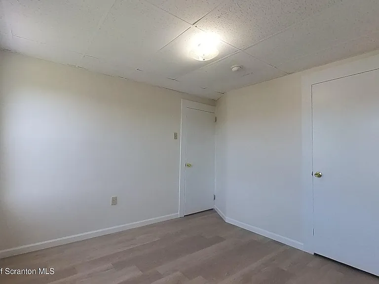 86 Lee Park Ave #2 — Photo 8