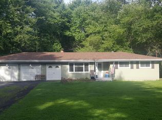 127 James Pl, Canadensis, PA 18325