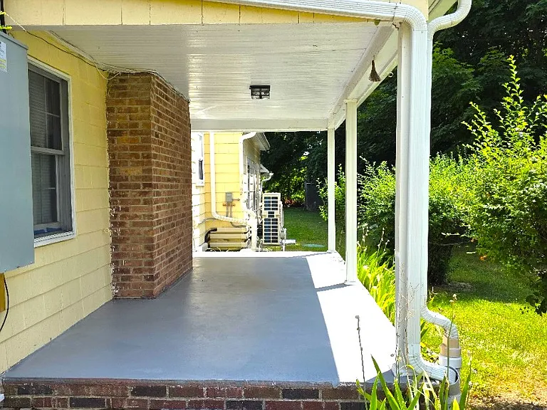 private walk-out terrace
