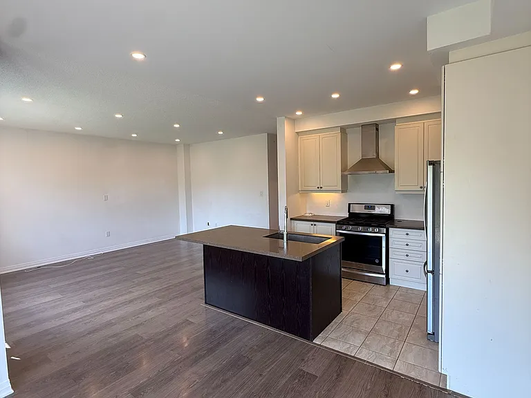 17 Casserley Cres — Photo 21