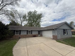 7245 S 35th St, Franklin, WI 53132